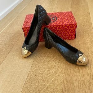 Tor Burch Kaitlin quilted Pump sz 8 1/2